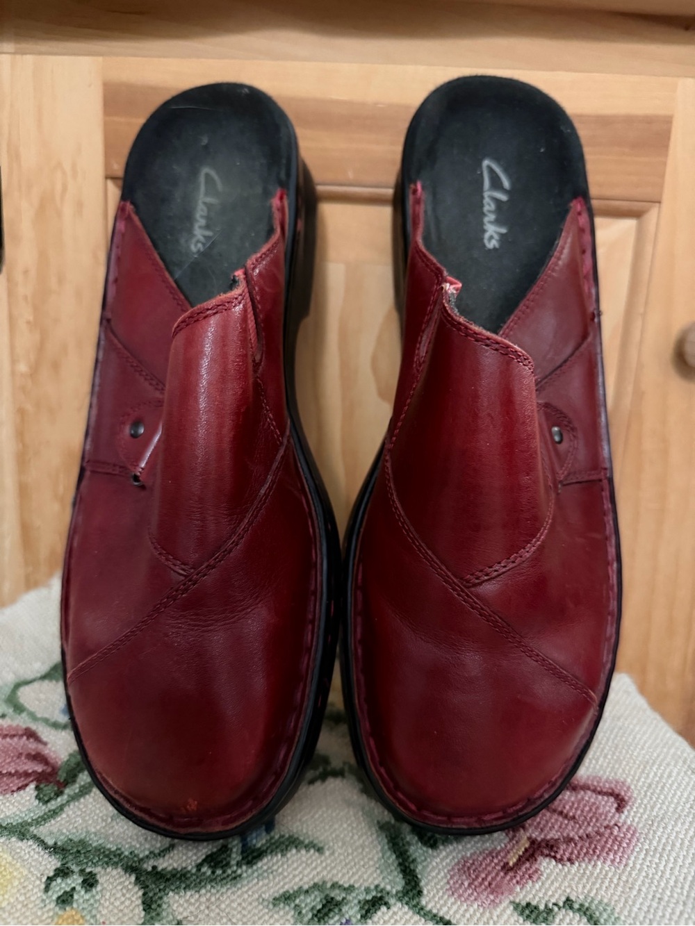 Clarks Women’s Burgundy Leather Slip-On Loafers